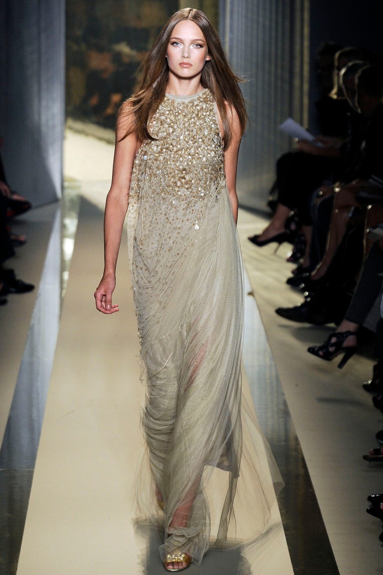 Variations of the finest champagne evening dresses | Glamorous Luxury ...