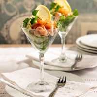 Luxury Shrimps Cocktail for Summer Dinner Party 